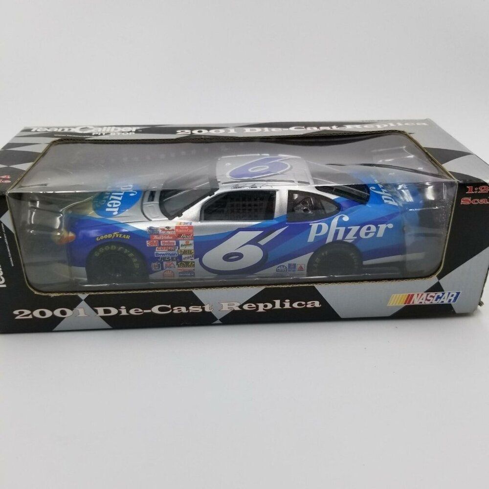 2001 Ford Taurus Team Caliber 1:24 Scale Blue #6 Mark Martin Pfizer Nascar New